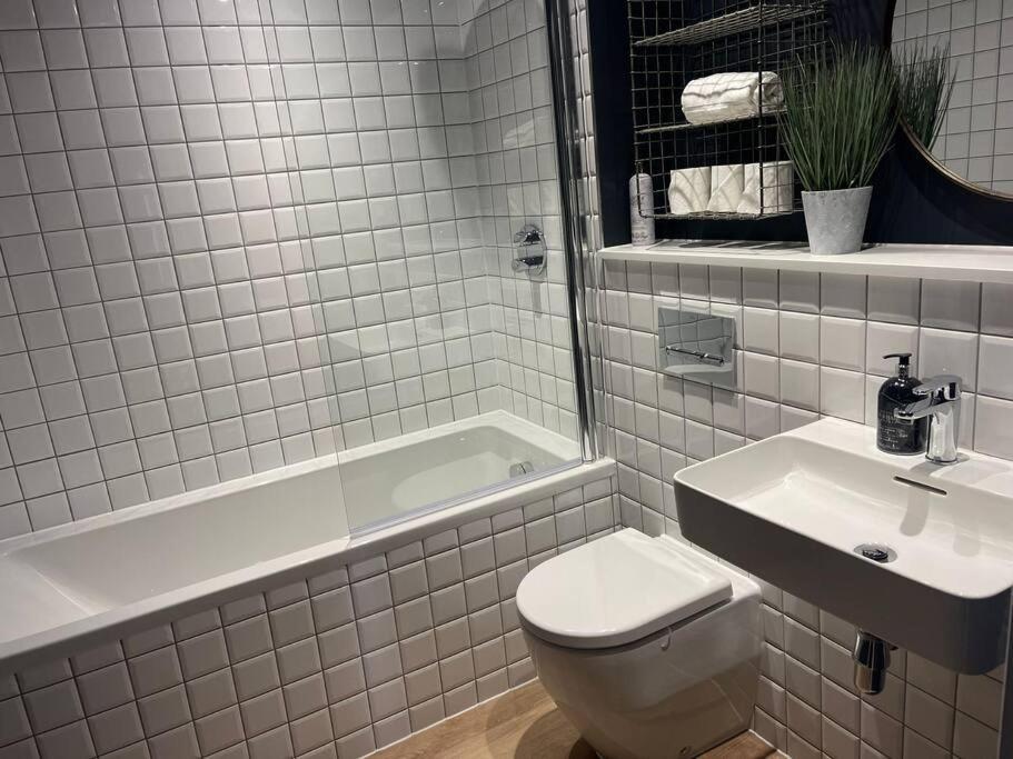 Trendy Apartment In Cardiff Free Parking المظهر الخارجي الصورة
