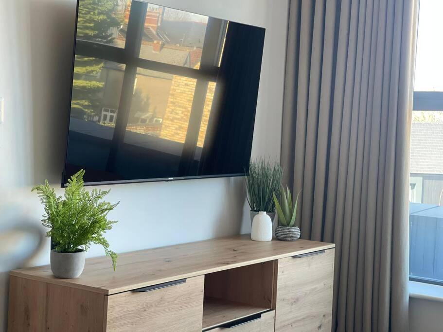 Trendy Apartment In Cardiff Free Parking المظهر الخارجي الصورة