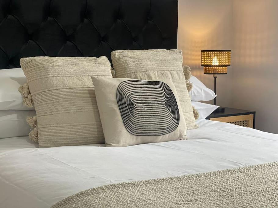 Trendy Apartment In Cardiff Free Parking المظهر الخارجي الصورة