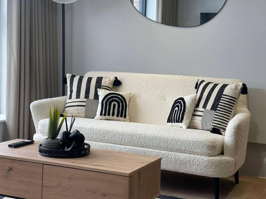 Trendy Apartment In Cardiff Free Parking المظهر الخارجي الصورة